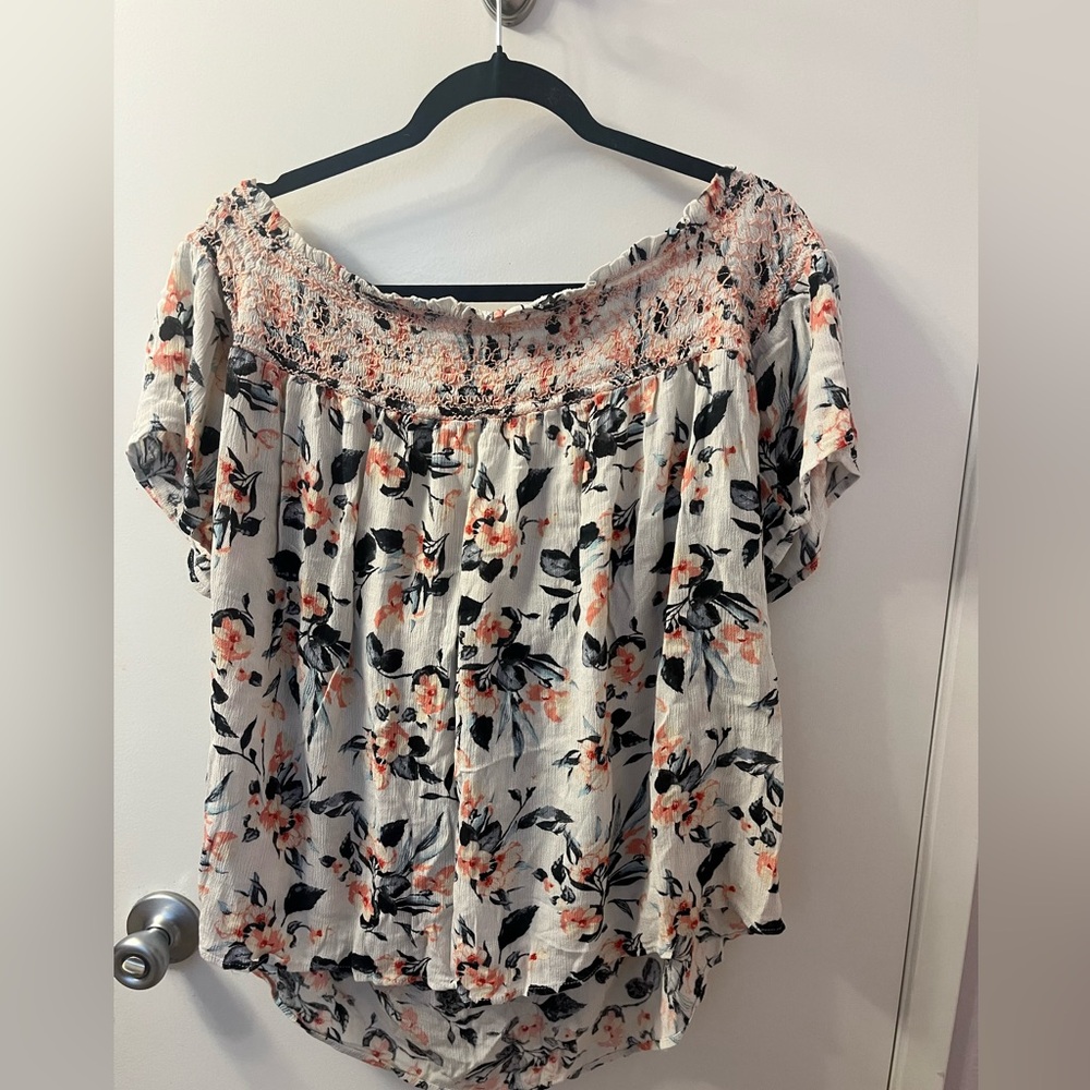 Maurices Floral Print Off-Shoulder Blouse EUC PTP 21-28